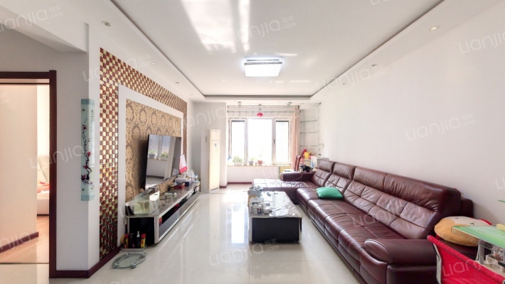 金地铂悦二手房实景图