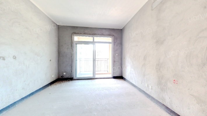 联发龙洲湾一号C区二手房实景图