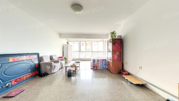 公交花园二手房实景图