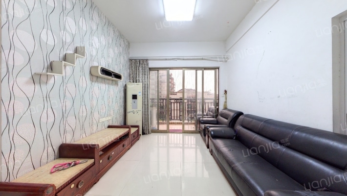 新雅名轩二手房实景图