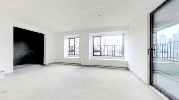 中国电建地产汉口公馆二手房实景图