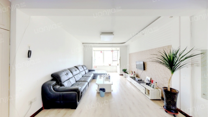 正大江南水乡一期二手房实景图