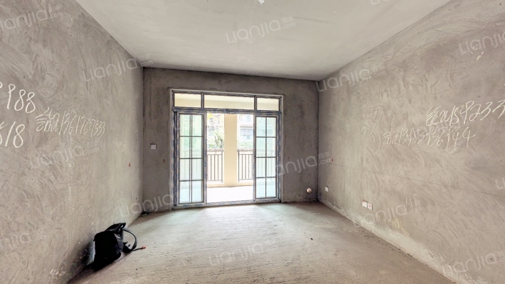 富悦麓山别苑二手房实景图