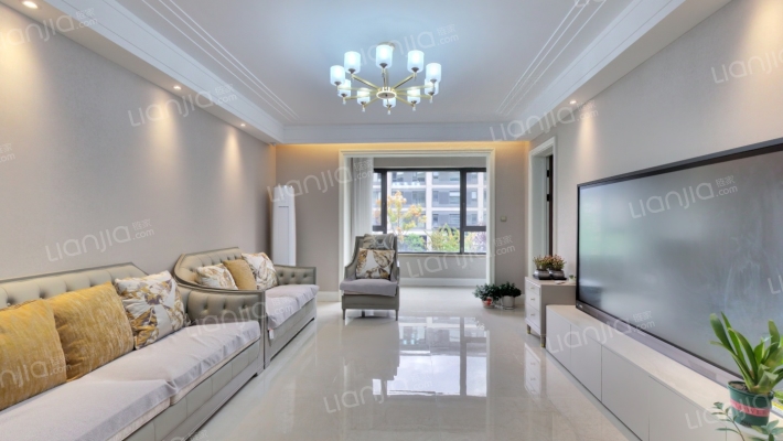 融创御湖宸院二手房实景图