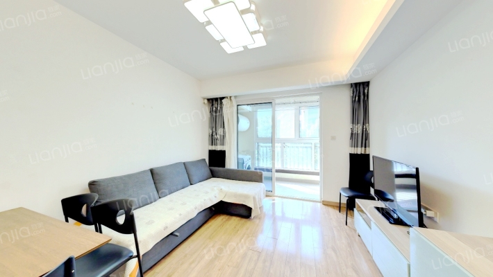 安亭新镇波恩风情二手房实景图