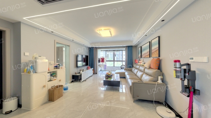 蓝湖庭二手房实景图