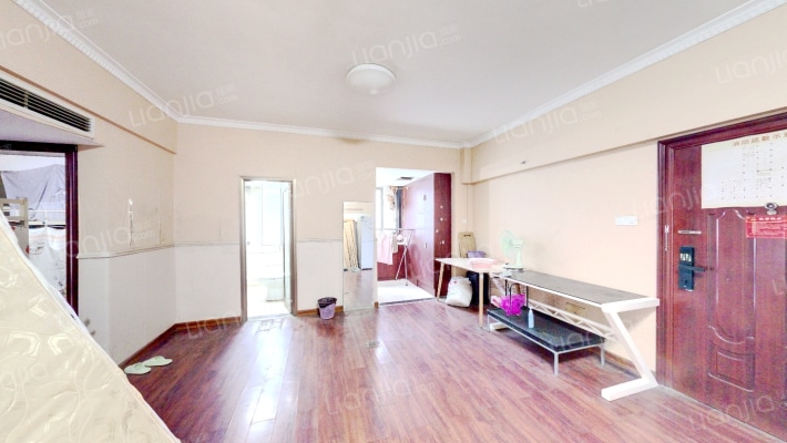 名富公寓二手房实景图