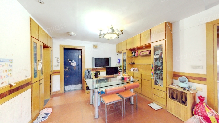 育秀九区二手房实景图