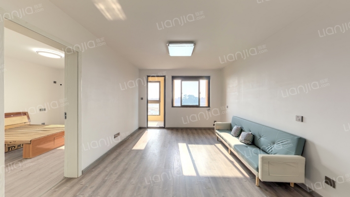 滨湖丽景花园H区二手房实景图