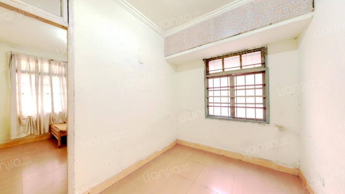 化工宿舍二手房实景图