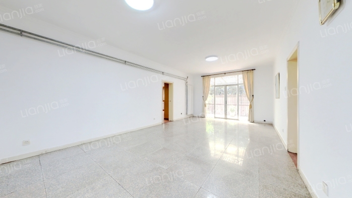 市商储公司家属楼二手房实景图