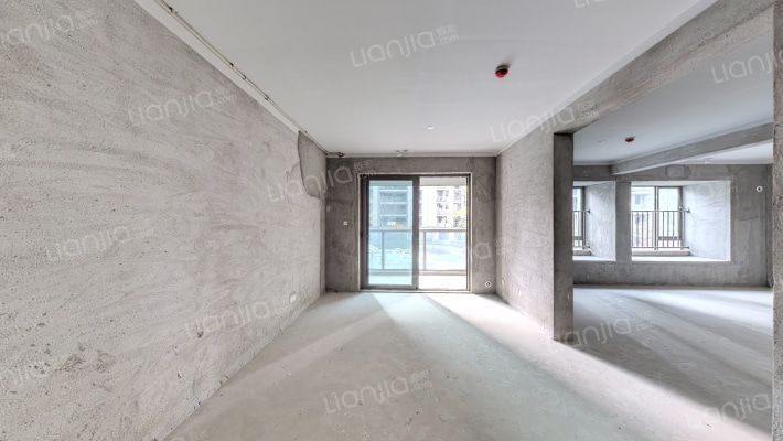 荣安·林语秋月二手房实景图