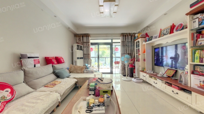 罗兰小镇二手房实景图