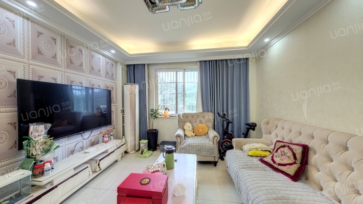 江南华庭二手房实景图