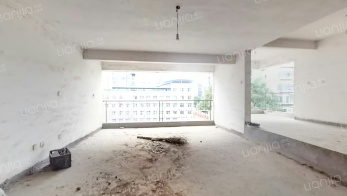 湘西州人事局宿舍二手房实景图