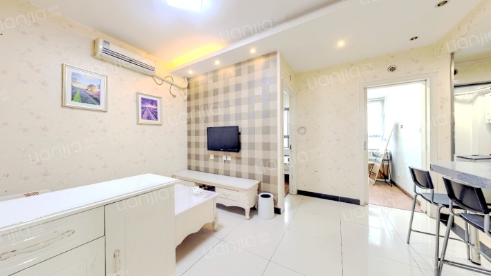 正黄金域国际二手房实景图