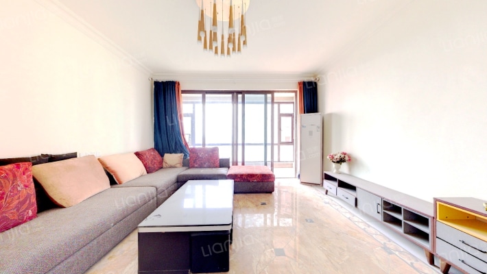 碧桂园翡翠湾二手房实景图