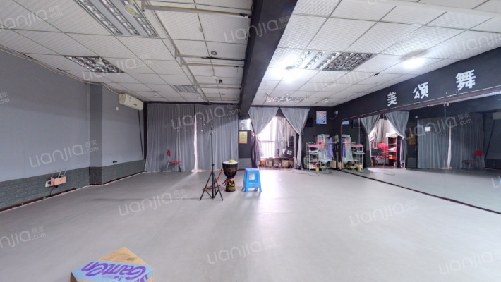 金沙国际二手房实景图