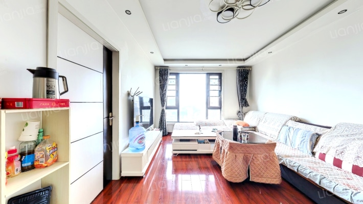 新王府二手房实景图