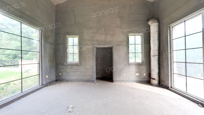 鲁能格拉斯小镇二手房实景图