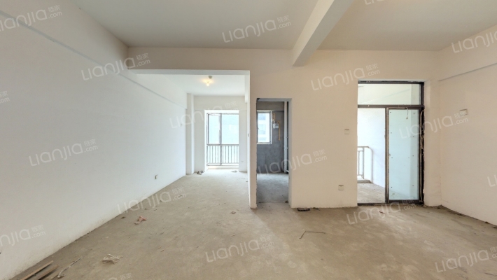 万鸿城市花园二手房实景图