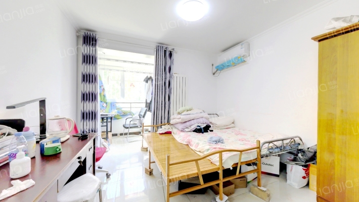 佟馨家园B区二手房实景图