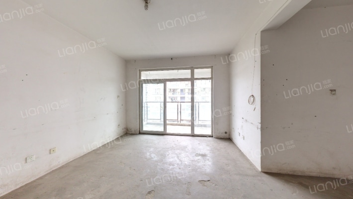 成铁安靖花园二手房实景图