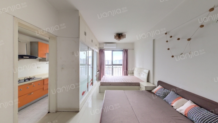 小龙坎新街3到5号二手房实景图