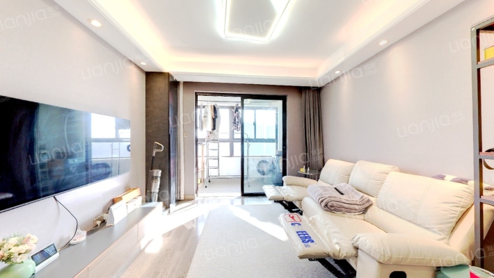 新保弘领东苑B区二手房实景图