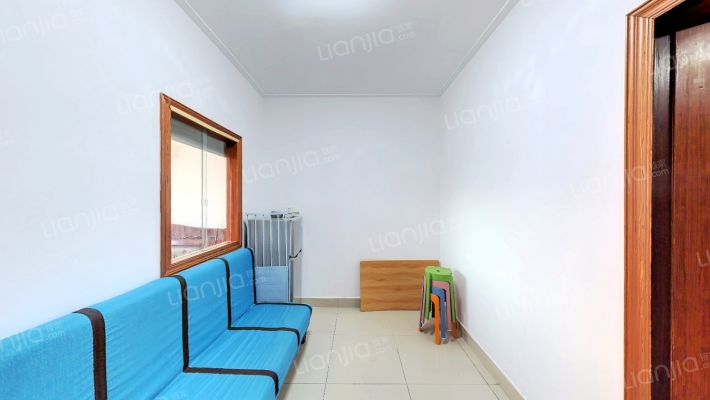 甫里街公寓楼二手房实景图