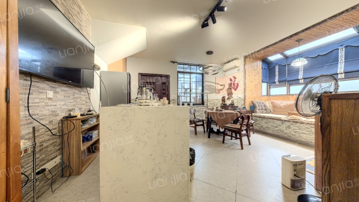 海德花园二手房实景图