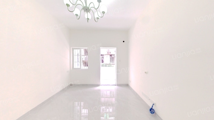 麓苑路二手房实景图