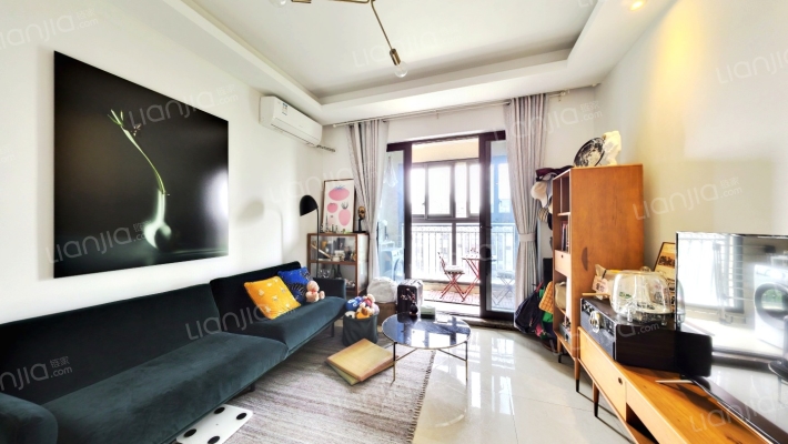 南山雨果西区二手房实景图