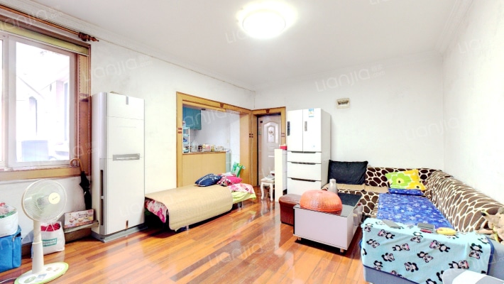 桥畔小区二手房实景图