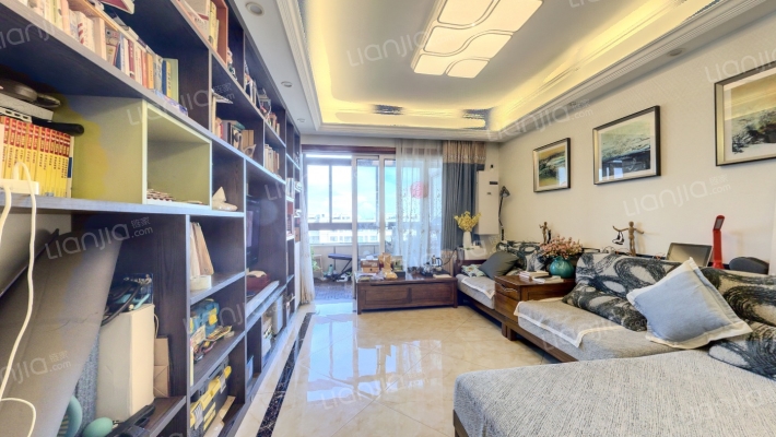 天阳晴朗二手房实景图