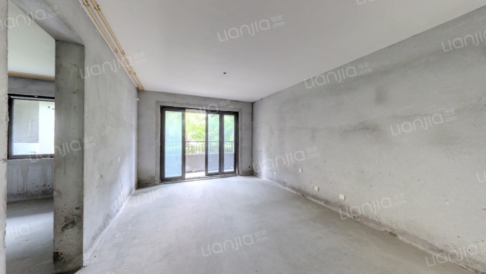 俊海苑二手房实景图