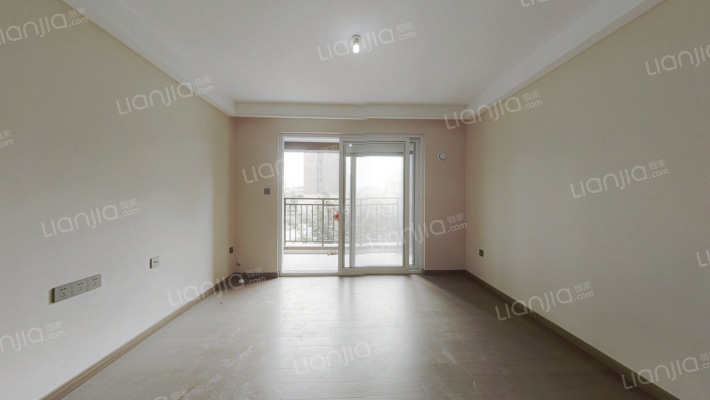 万科蓝山二手房实景图