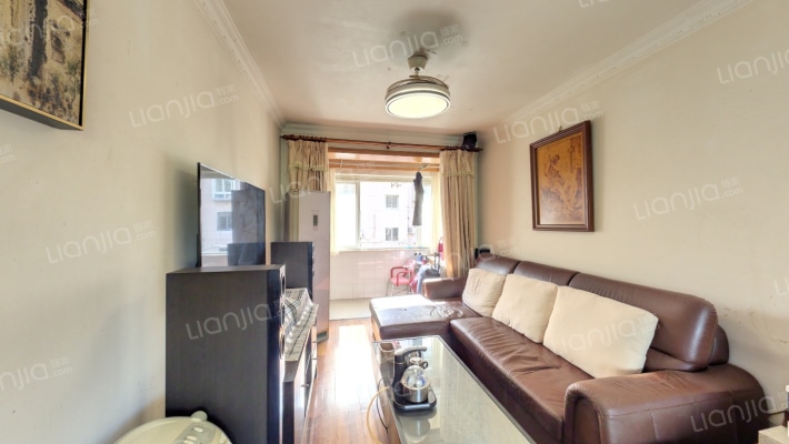 浦三路4677弄二手房实景图