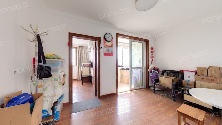 金硕河畔景园南区二手房实景图