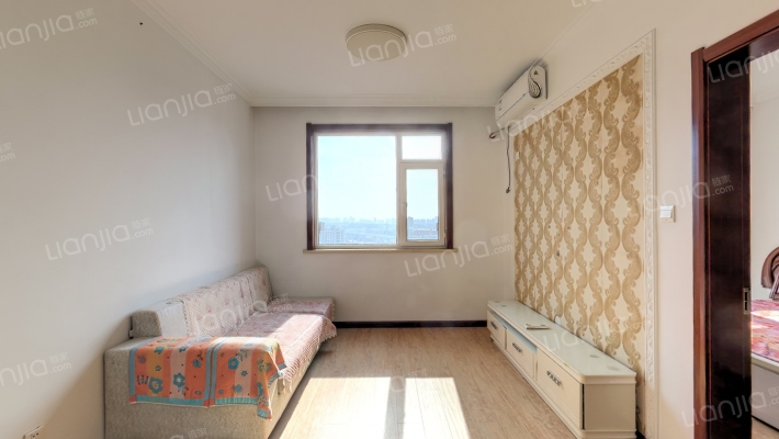 鸿玮澜山二期二手房实景图