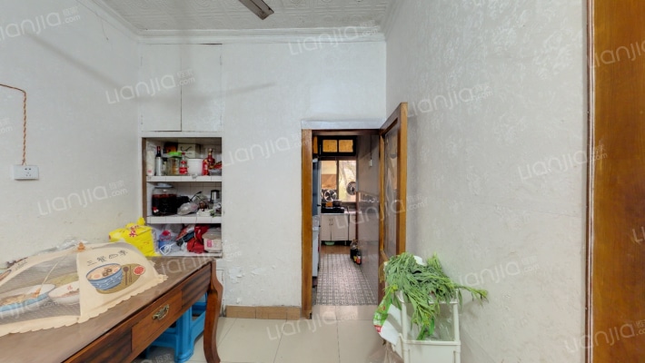 新民村二手房实景图