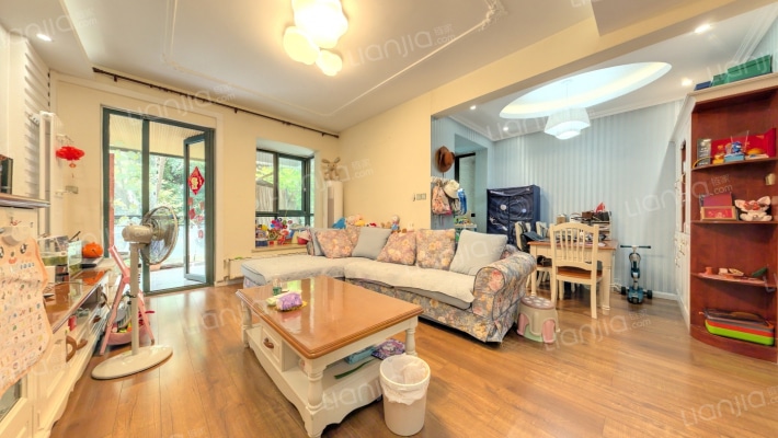 金沙愉景二期二手房实景图