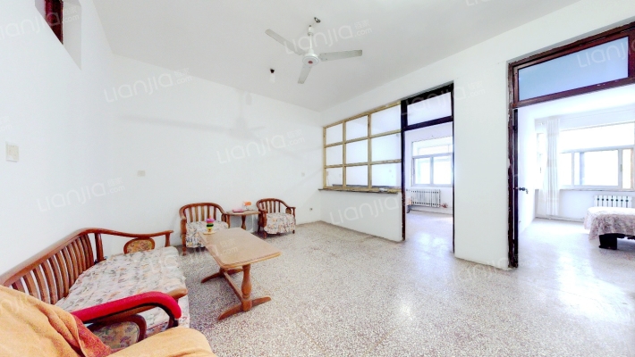 长清县农业银行宿舍二手房实景图