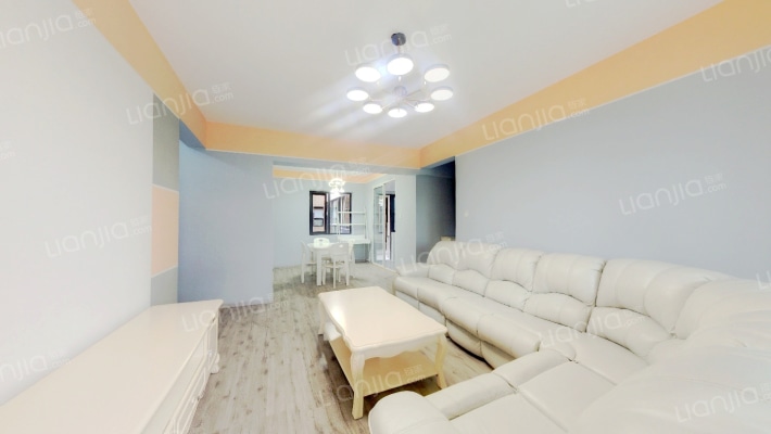 艺锦湾五期二手房实景图