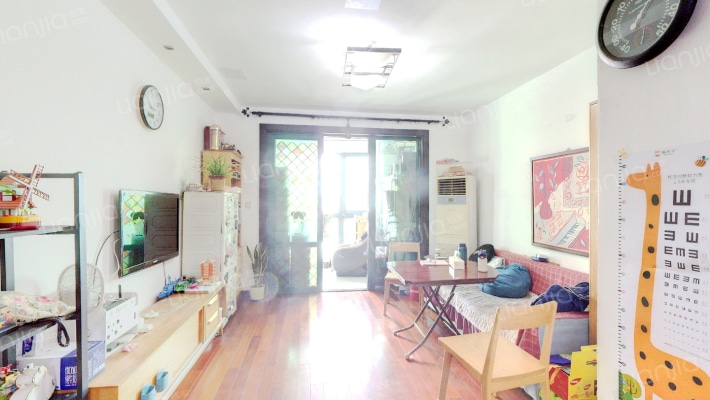 东方名园二手房实景图