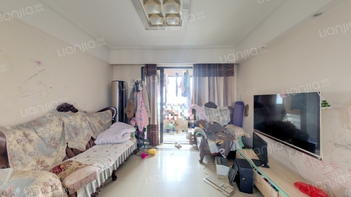 保利金香槟二手房实景图