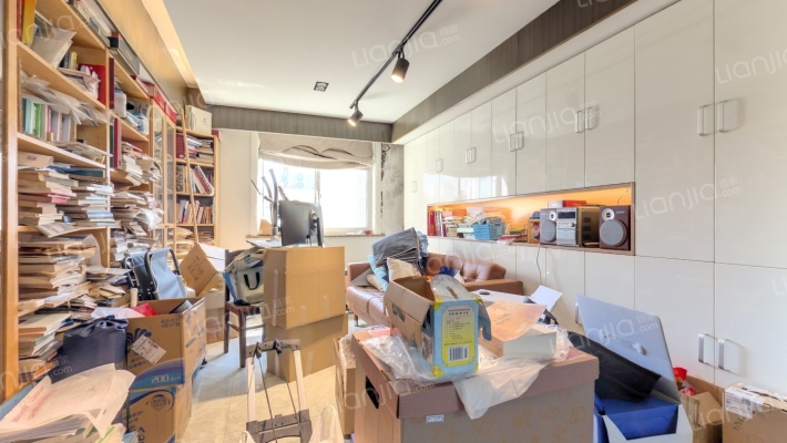 金狮公寓二手房实景图