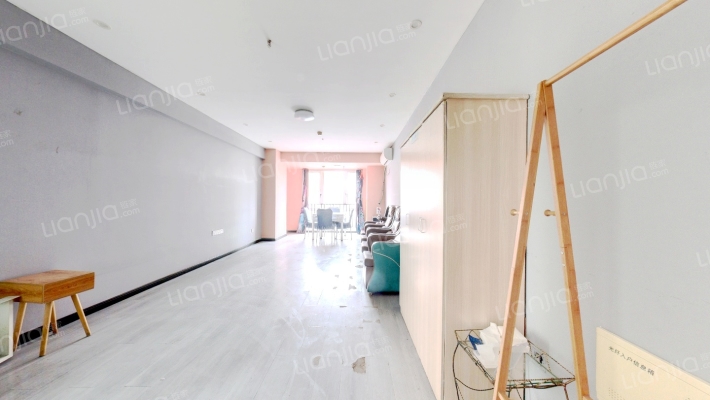 旭辉城二手房实景图