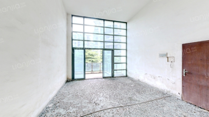 南海湖景湾花园二手房实景图