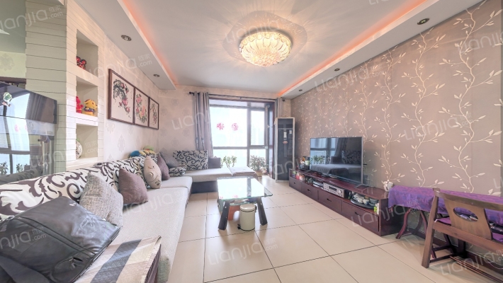 西雅图翡翠城二手房实景图